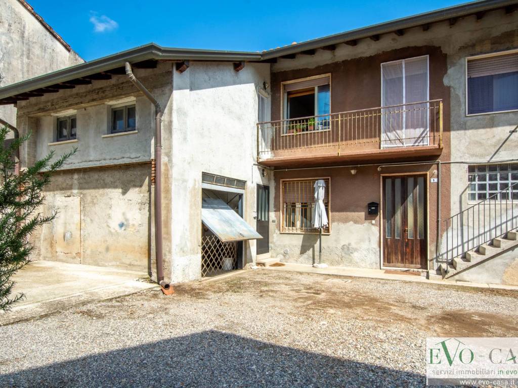 Appartamento a Vanzaghello in Vicolo Simone, 9 - Foto 2