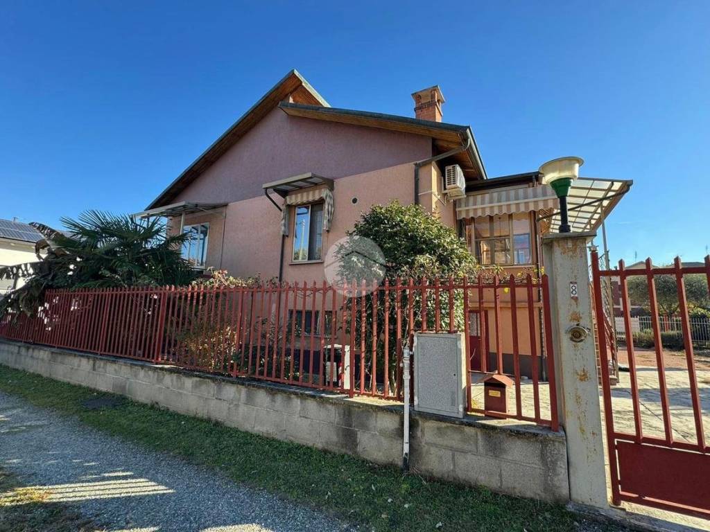 Villa a Volpiano in Via Meana, 8 - Foto 3