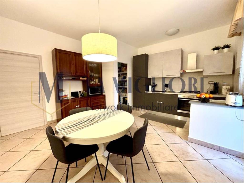 Appartamento a Prato in Via dell'Alberaccio, 19 - Foto 4