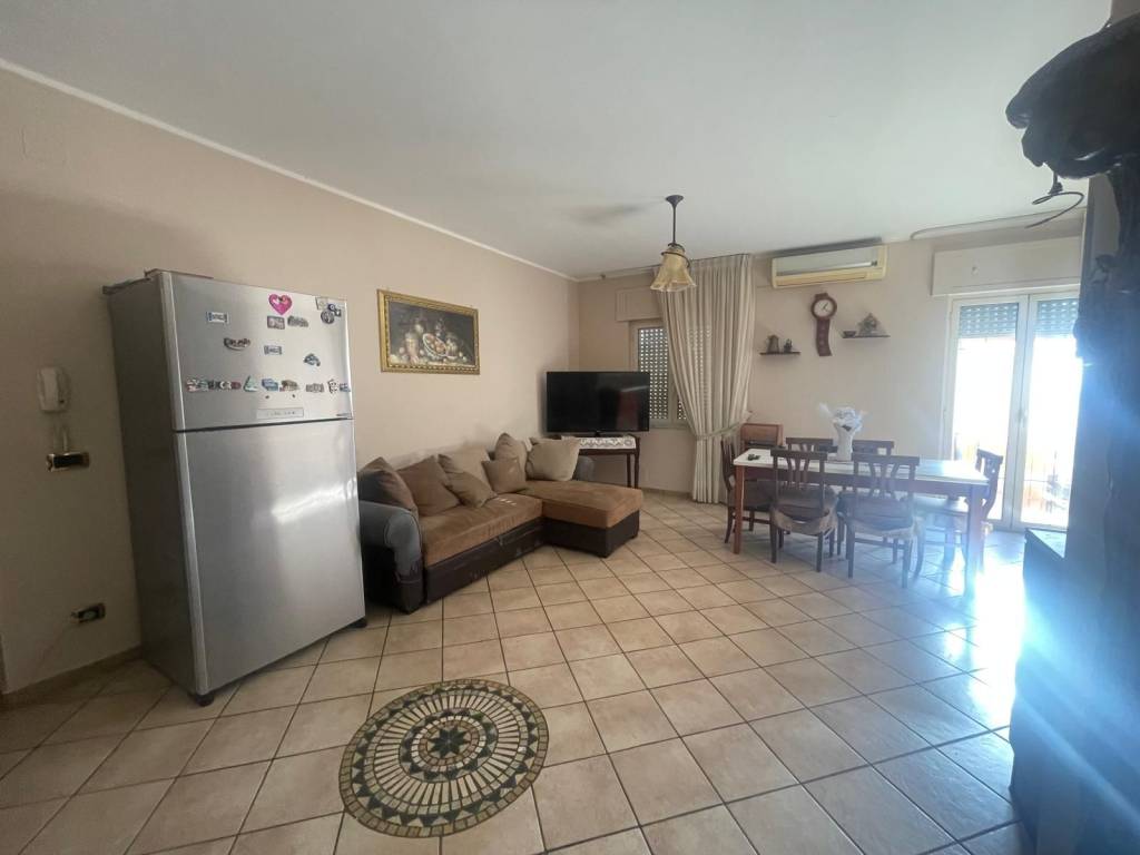 Casa indipendente a Lamezia terme in Via Liguria, 41 - Foto 3