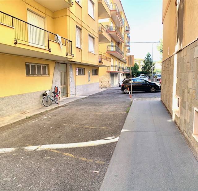 Box / garage a Diano marina in Via Edmondo De Amicis - Foto 4