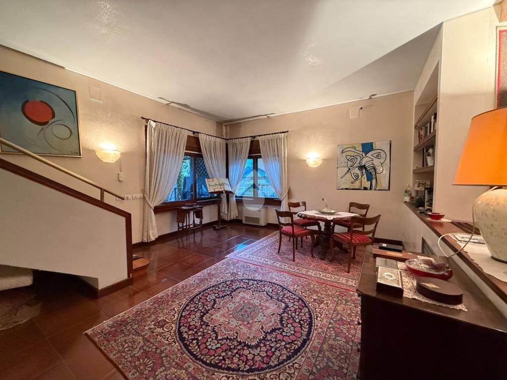 Villa a Mezzolombardo in Via Rotaliana - Foto 2