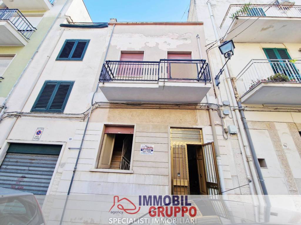 Casa indipendente a Andria in Via Vittorio Emanuele Orlando - Foto 4