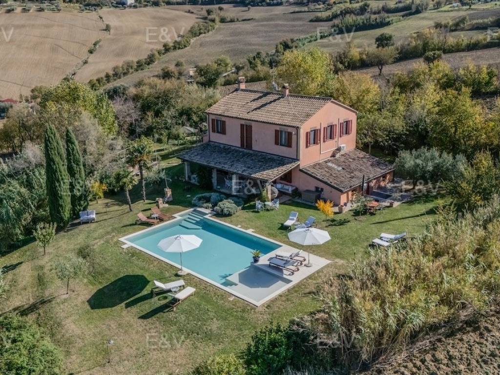 Villa a San costanzo in Strada del Bagnolo - Foto 3