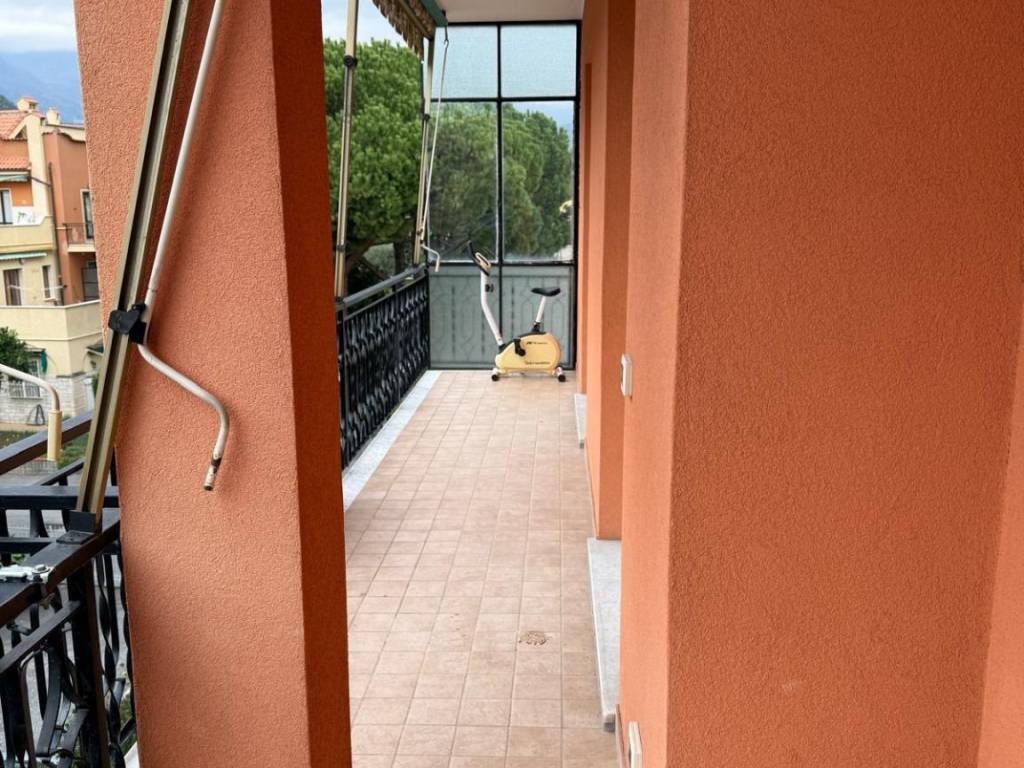 Appartamento a Pietra ligure in Via Piani - Foto 4