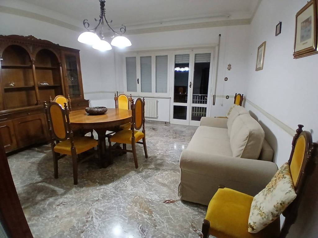 Appartamento a Velletri in Via Lata - Foto 3