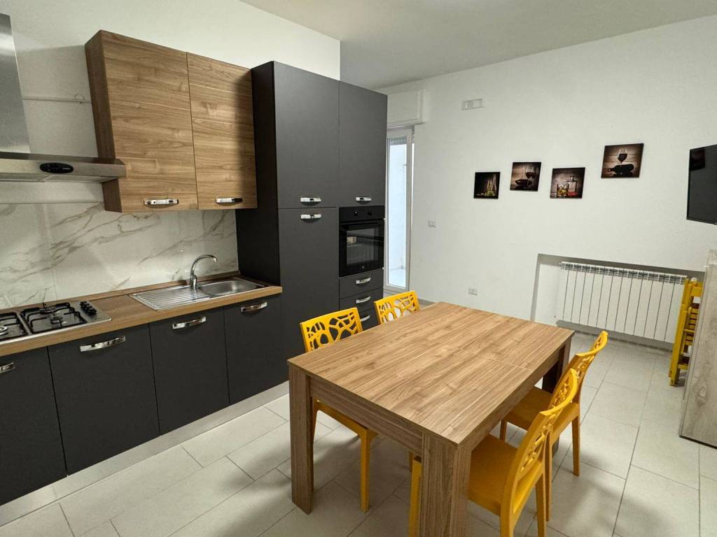 Appartamento a Monopoli in Via Alcide De Gasperi - Foto 3