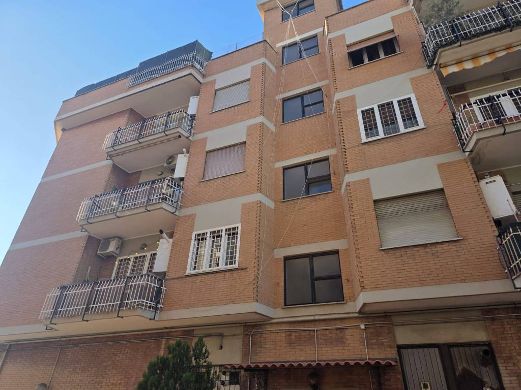 Appartamento a Ciampino in Via Giacomo Brodolini, 43 - Foto 4