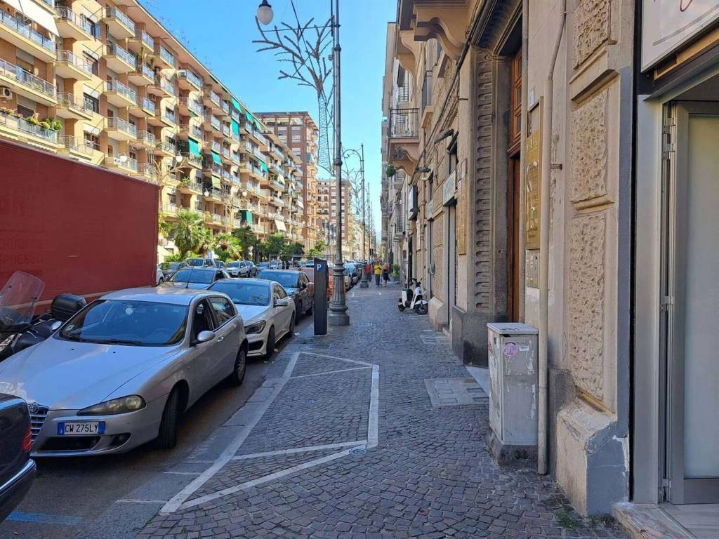 Immobile a Salerno in Corso Giuseppe Garibaldi No Number - Foto 3
