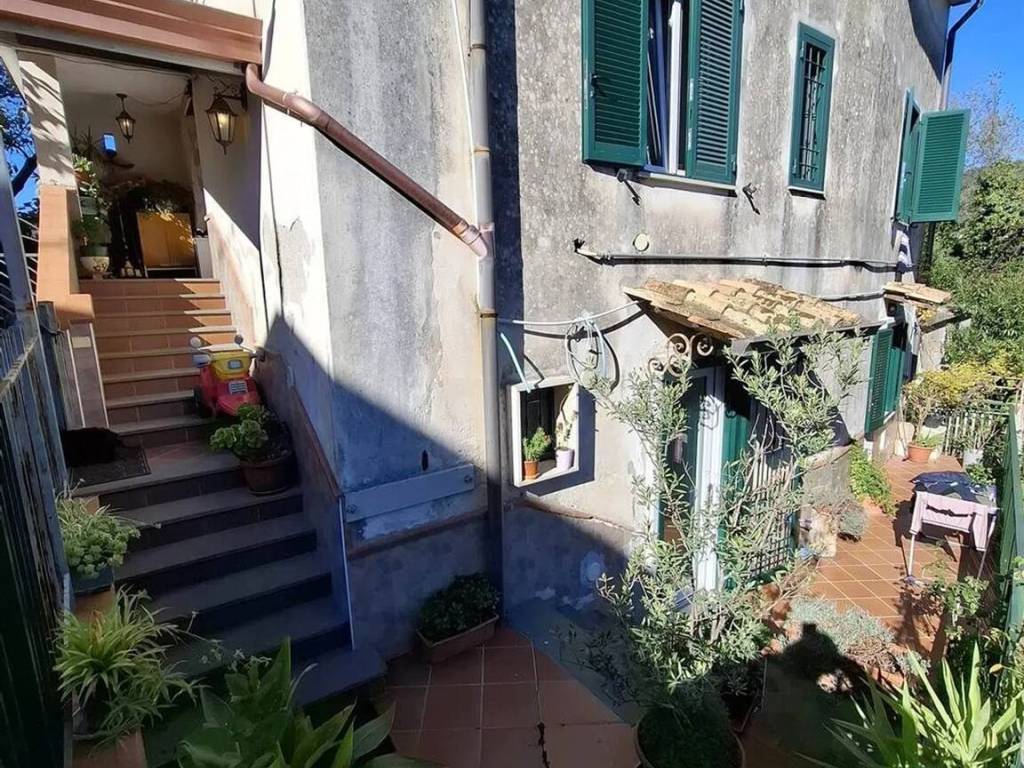 Villa a Salerno in Via Brignano Superiore - Foto 3