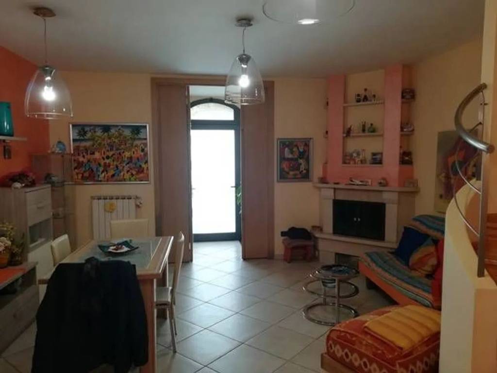 Villa a Salerno in Via Casa Scuoppo, 51 - Foto 2