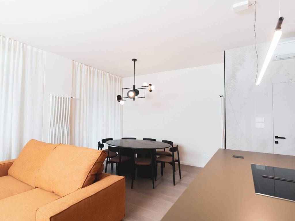 Appartamento a Verona in Via San Salvatore Corte Regia, 4 - Foto 2