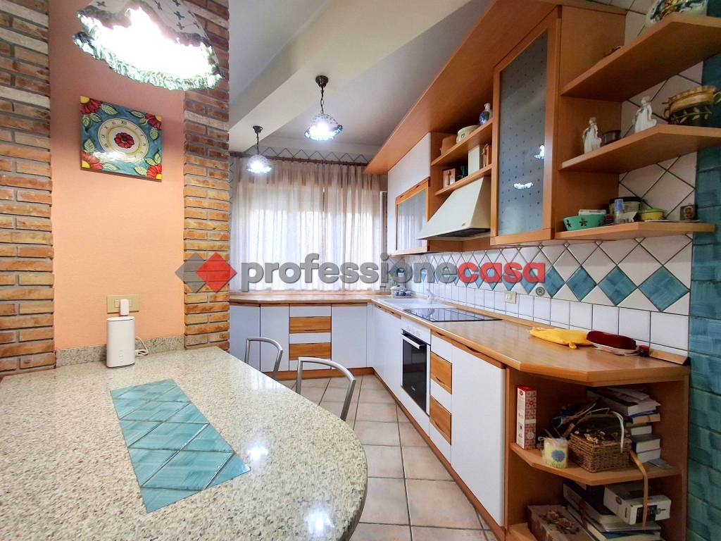 Appartamento a Trecastagni in Via Pacini, 40 - Foto 4