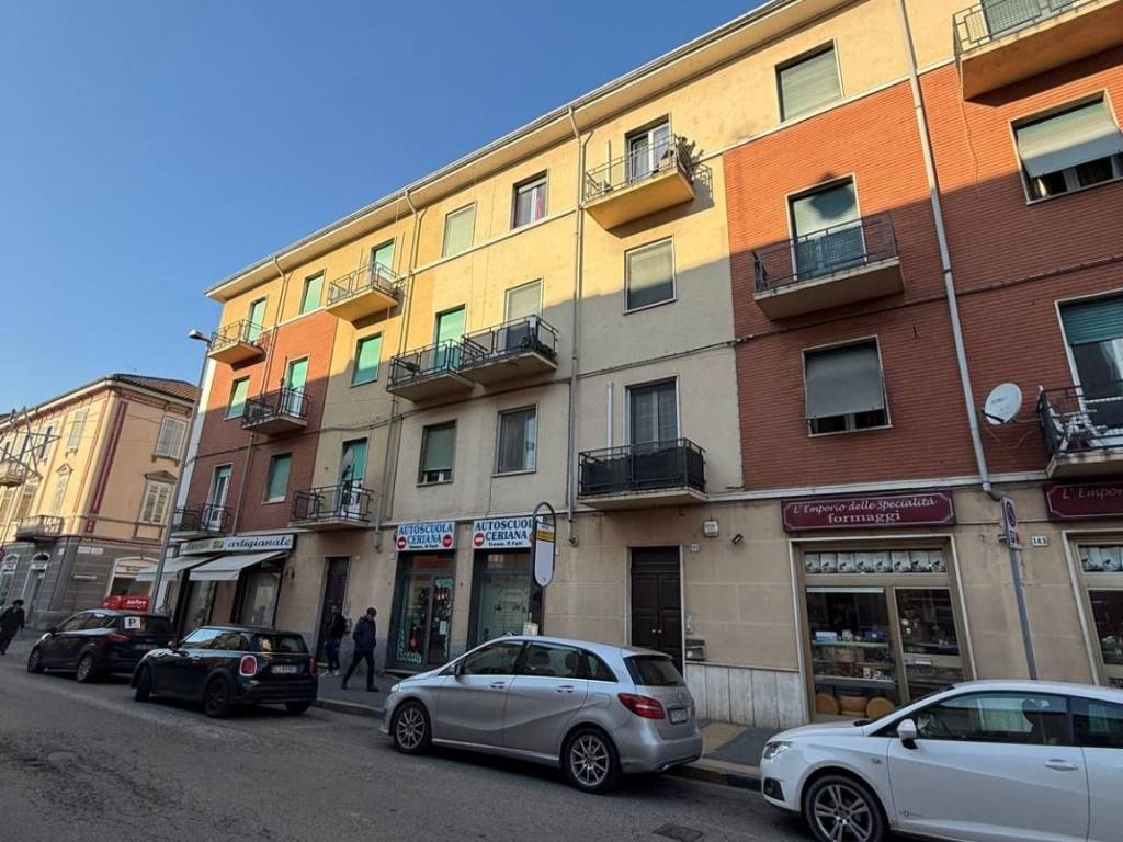 Appartamento a Alessandria in Corso Acqui, 145 - Foto 2