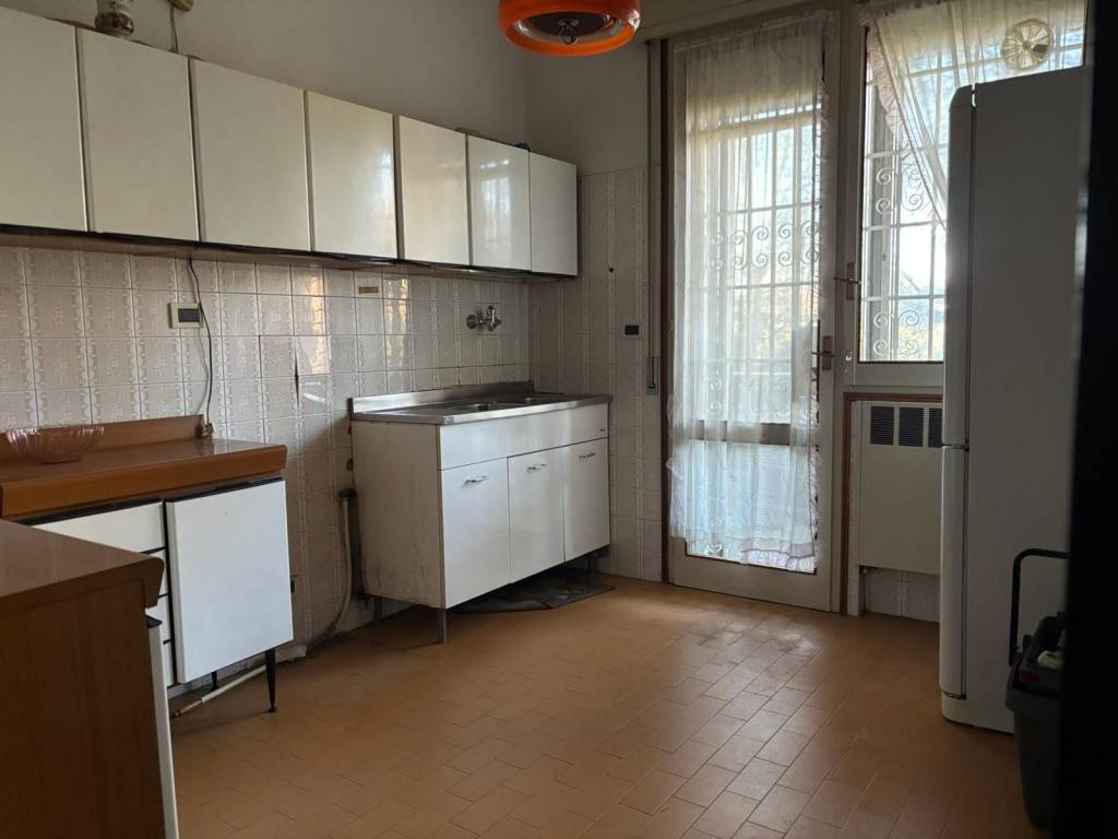 Appartamento a Casalecchio di reno in Via Ugo Bassi - Foto 3