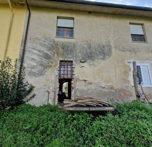 Villetta a schiera a Casciana terme lari in Via Delle Vigne - Foto 2