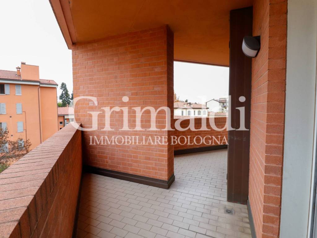 Appartamento a Bologna in Via Giuseppe Massarenti - Foto 3