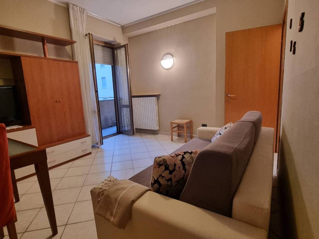 Appartamento a Lodi in Viale Pavia - Foto 3