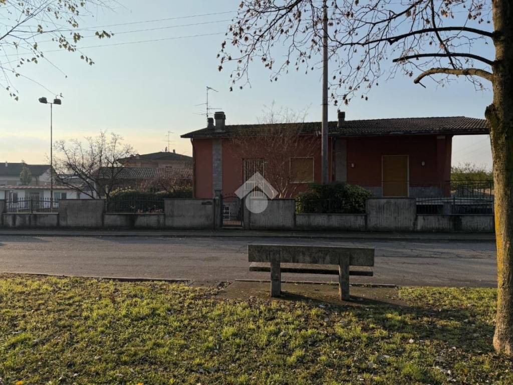 Villa a Leno in Via Striaga, 19 - Foto 3