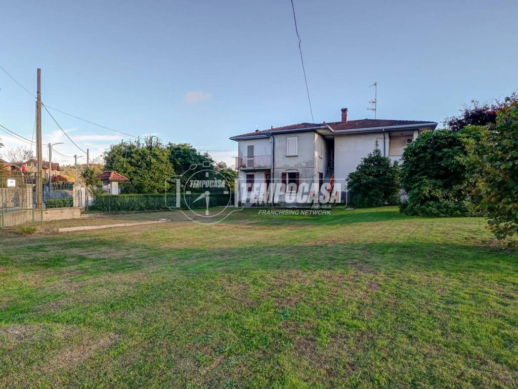 Appartamento a Castelletto sopra ticino in Via Belfanti - Foto 3