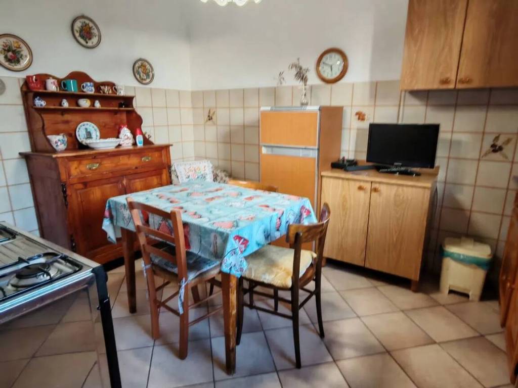 Rustico / casale a Pistoia in Via Di Ramini, 152 - Foto 3