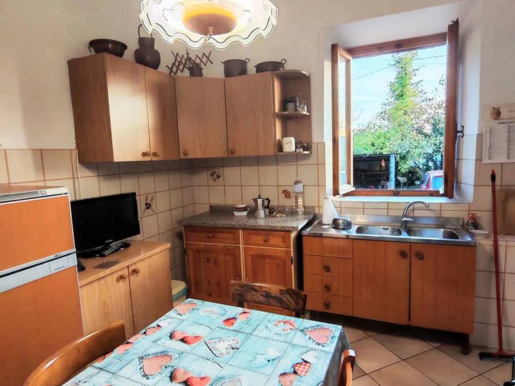 Rustico / casale a Pistoia in Via Di Ramini, 152 - Foto 4