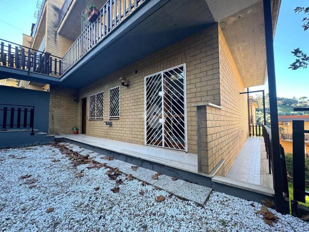 Appartamento a Monterotondo in Via Achille grandi - Foto 3