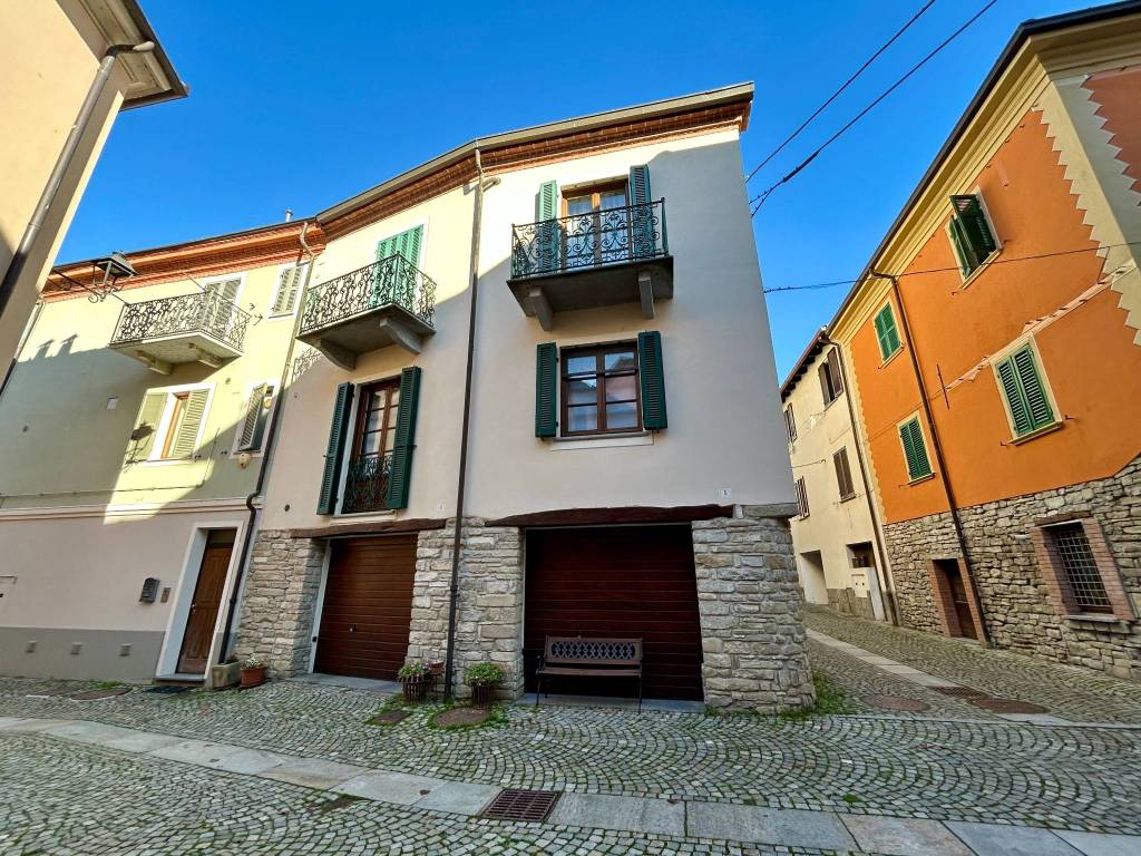 Appartamento a Acqui terme in Piazza San Guido, 49 - Foto 2