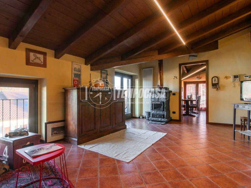 Appartamento a Mozzate in Via ai ronchi - Foto 2