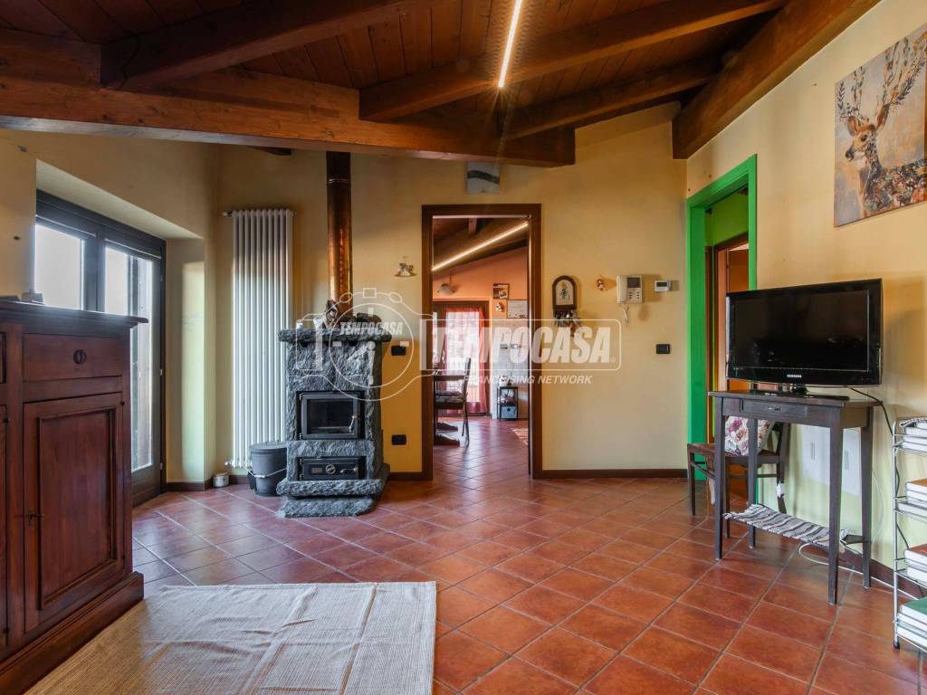 Appartamento a Mozzate in Via ai ronchi - Foto 3