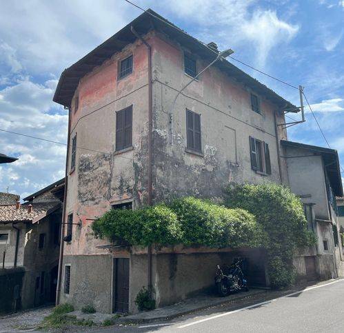 Appartamento a Albavilla in Francesco Cuceri 20 - Foto 2