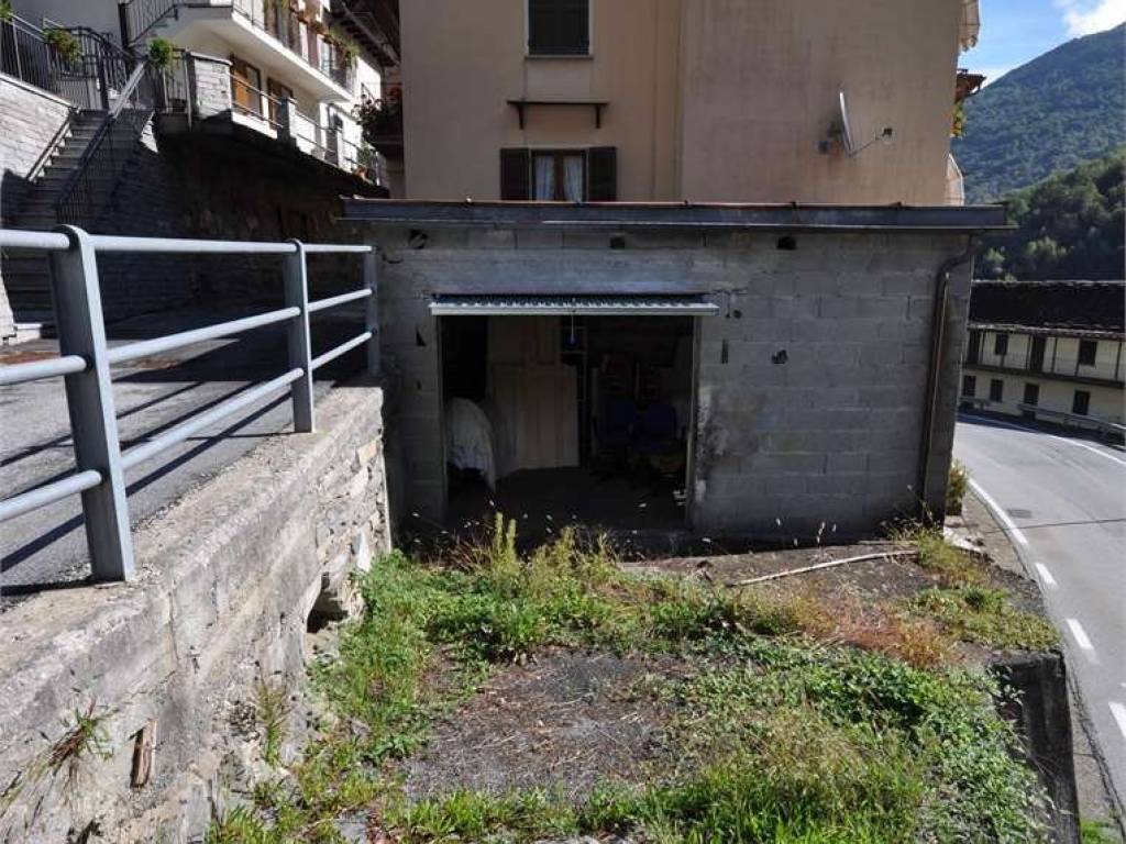 Box / garage a Borgomezzavalle in Via Camblione, 48 - Foto 3