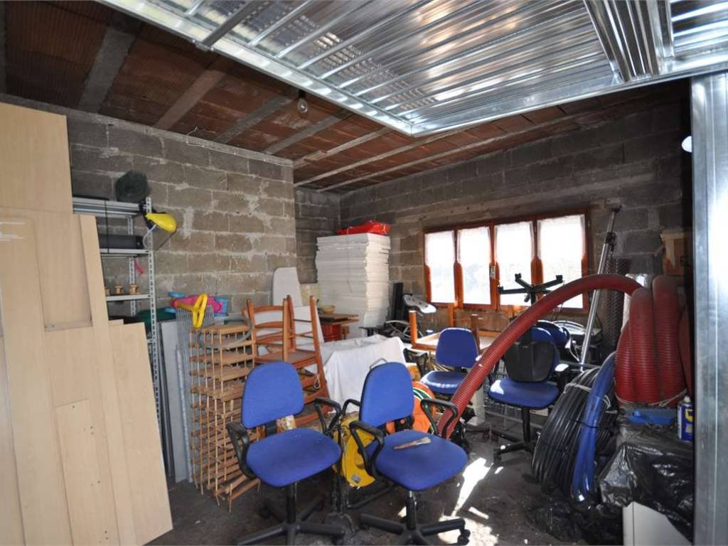 Box / garage a Borgomezzavalle in Via Camblione, 48 - Foto 5