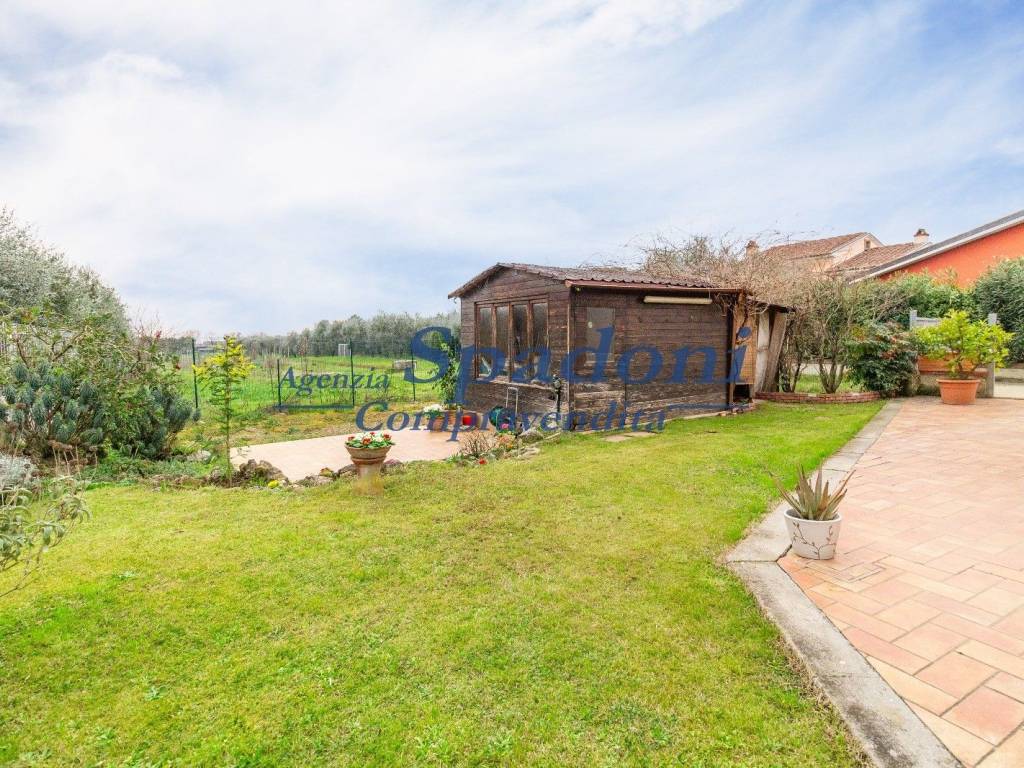 Villa a Monsummano terme in Via Rubattorno, 910 - Foto 4