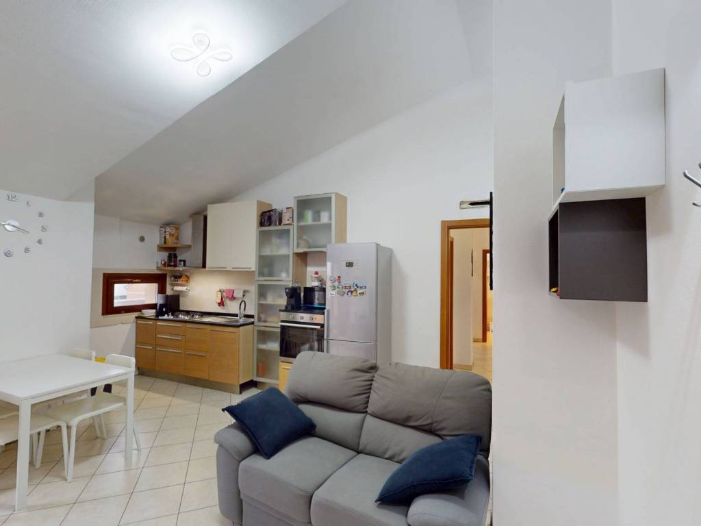 Appartamento a Monte san vito in Via Borghetto, 101 - Foto 2