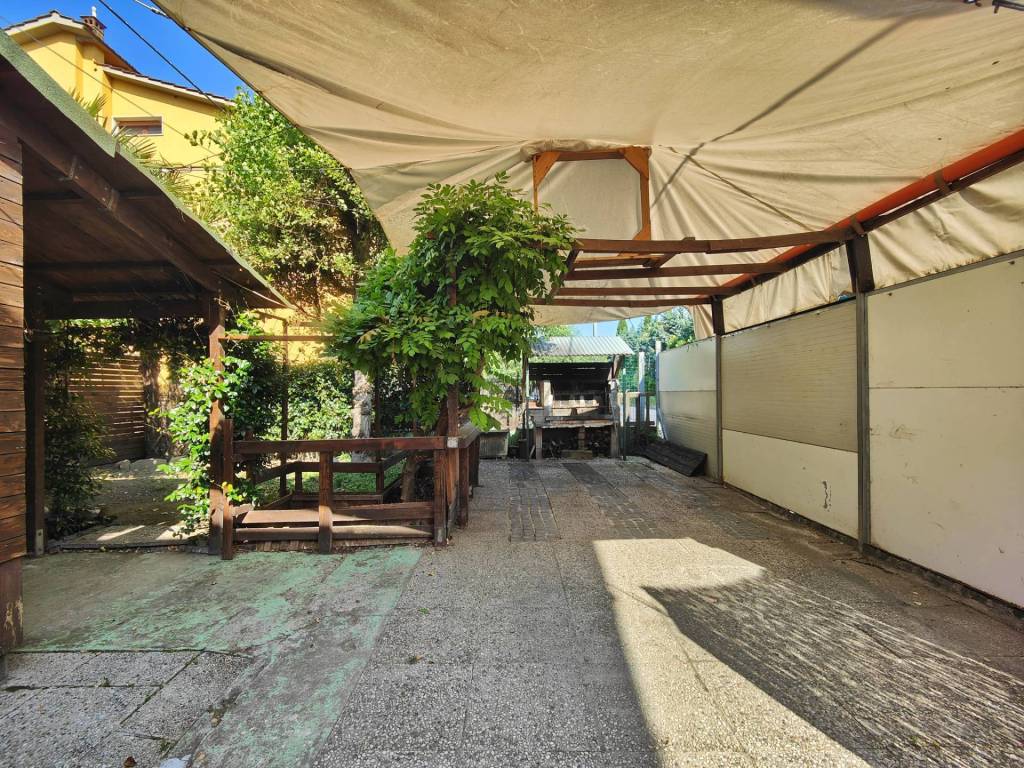 Casa indipendente a Prato in Via Cava - Foto 2