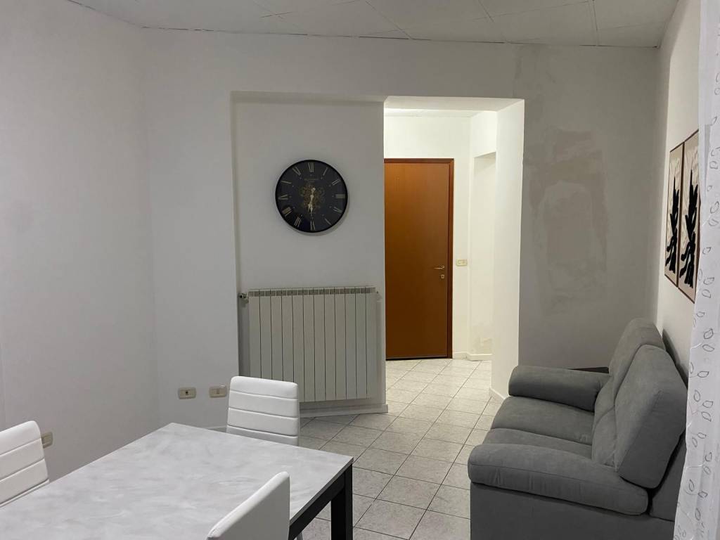 Appartamento a Castellanza in Via Gabrio Piola - Foto 5