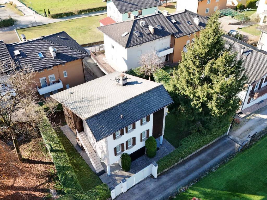 Villa a Levico terme in Via Santa Croce - Foto 3
