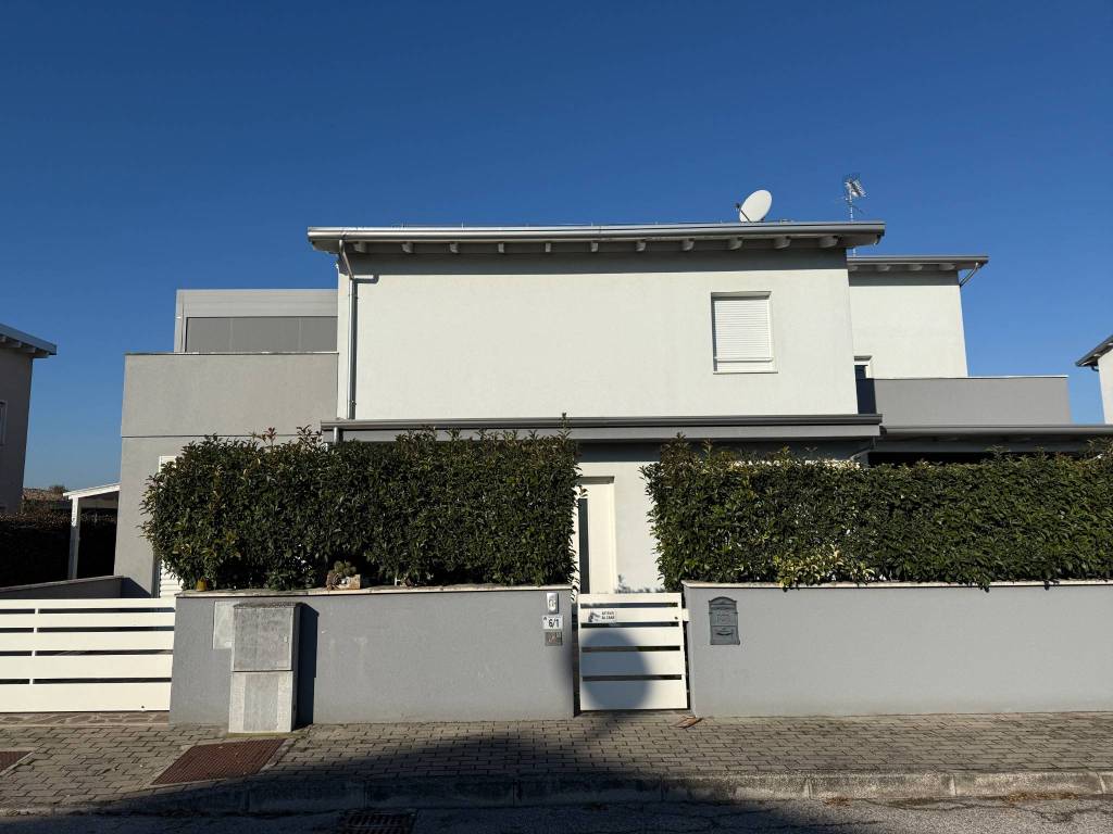 Villa a Argenta in Via Amsterdam - Foto 2