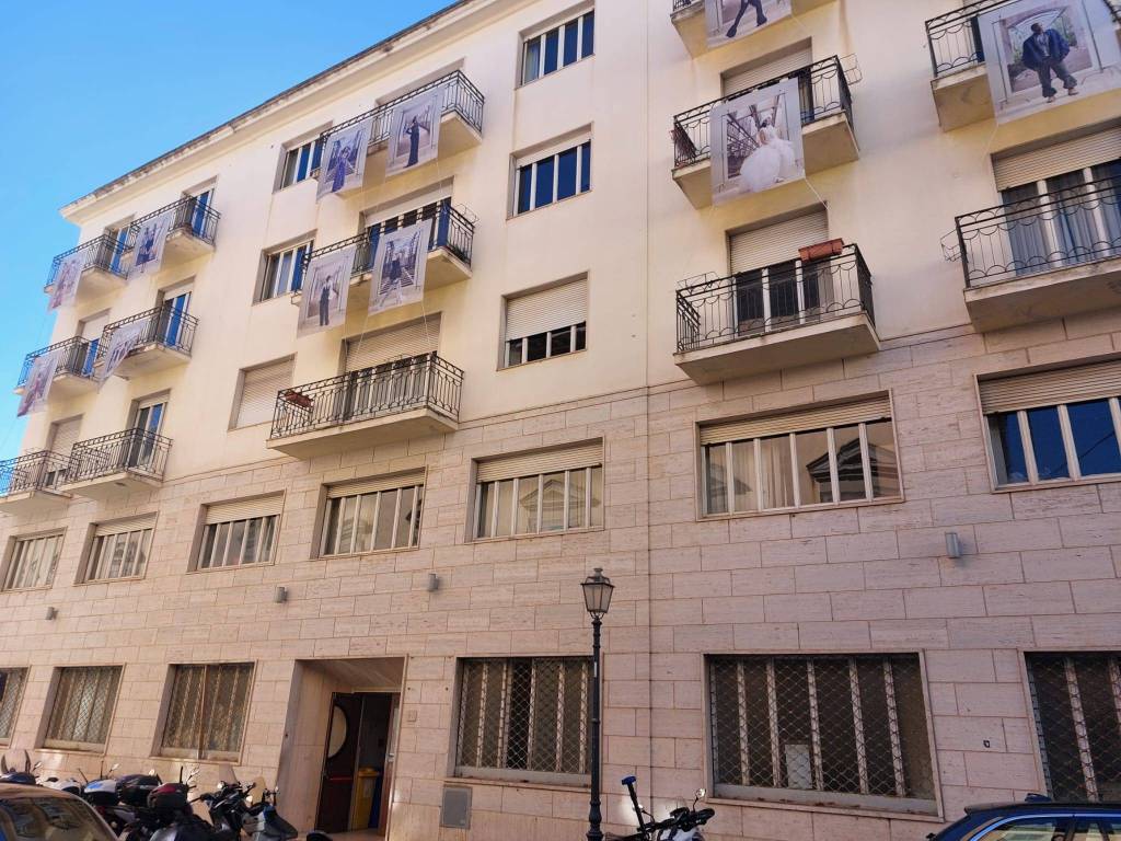 Palazzo / stabile a Catanzaro in Via Giovanni Jannoni, 91 - Foto 2