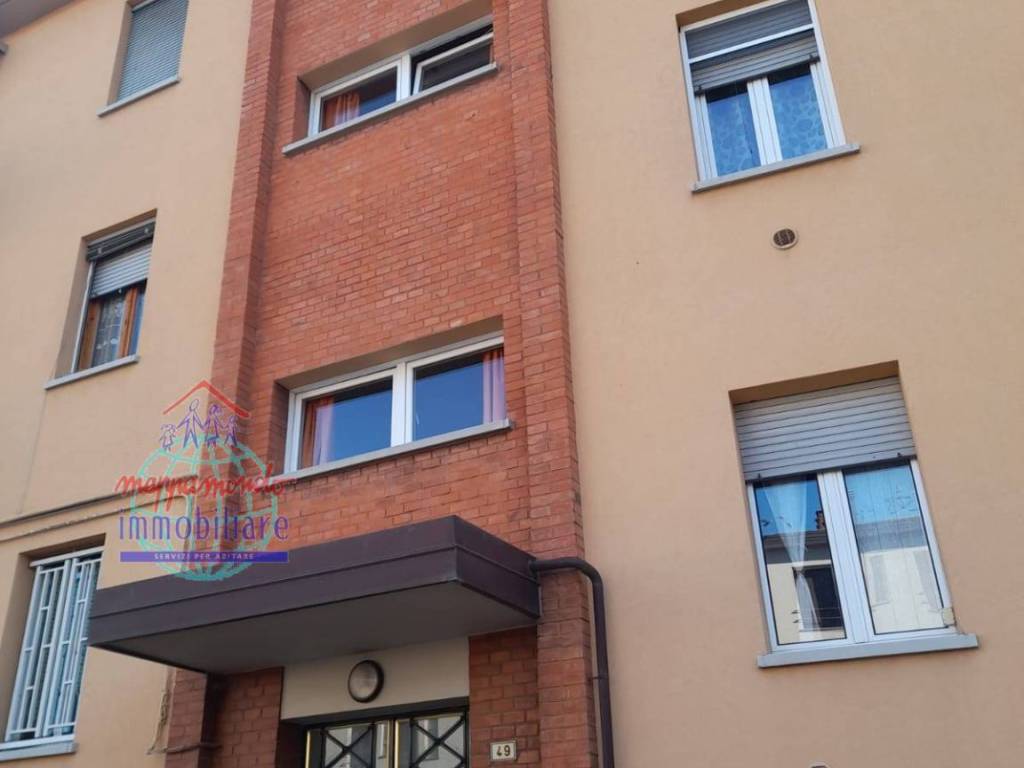 Appartamento a Calderara di reno in VIA ROMA, 49 - Foto 2
