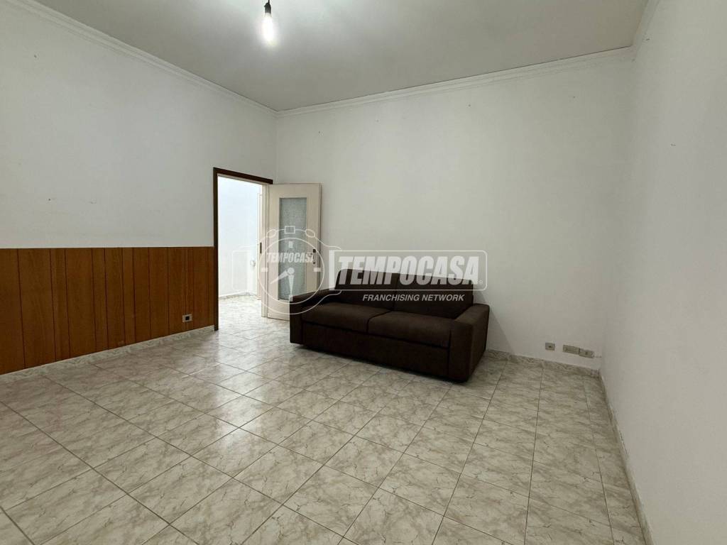 Appartamento a Busto garolfo in Via Antonio Gramsci 1/C - Foto 4