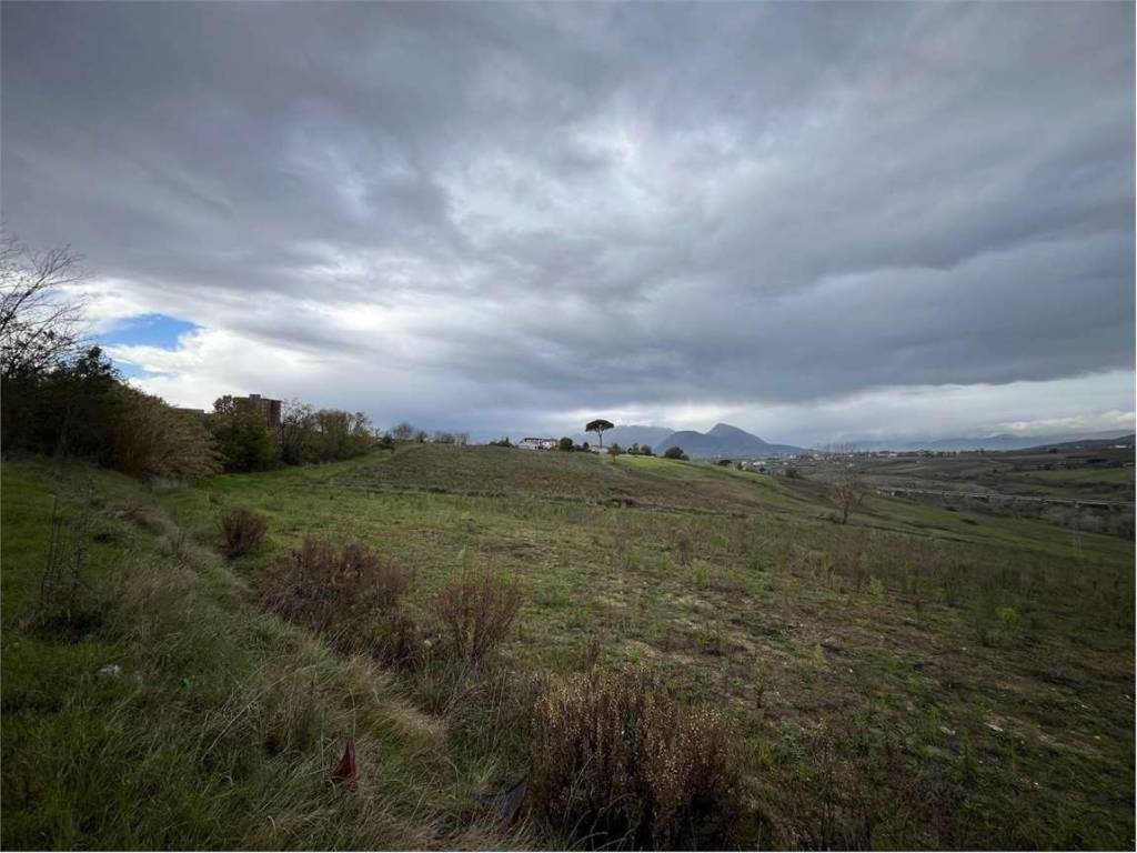 Terreno a Benevento in Contrada Capodimonte - Foto 2