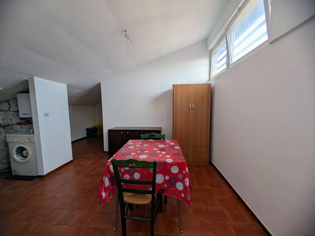 Attico / mansarda a Borgo san dalmazzo in Via Giovanni Lovera - Foto 2