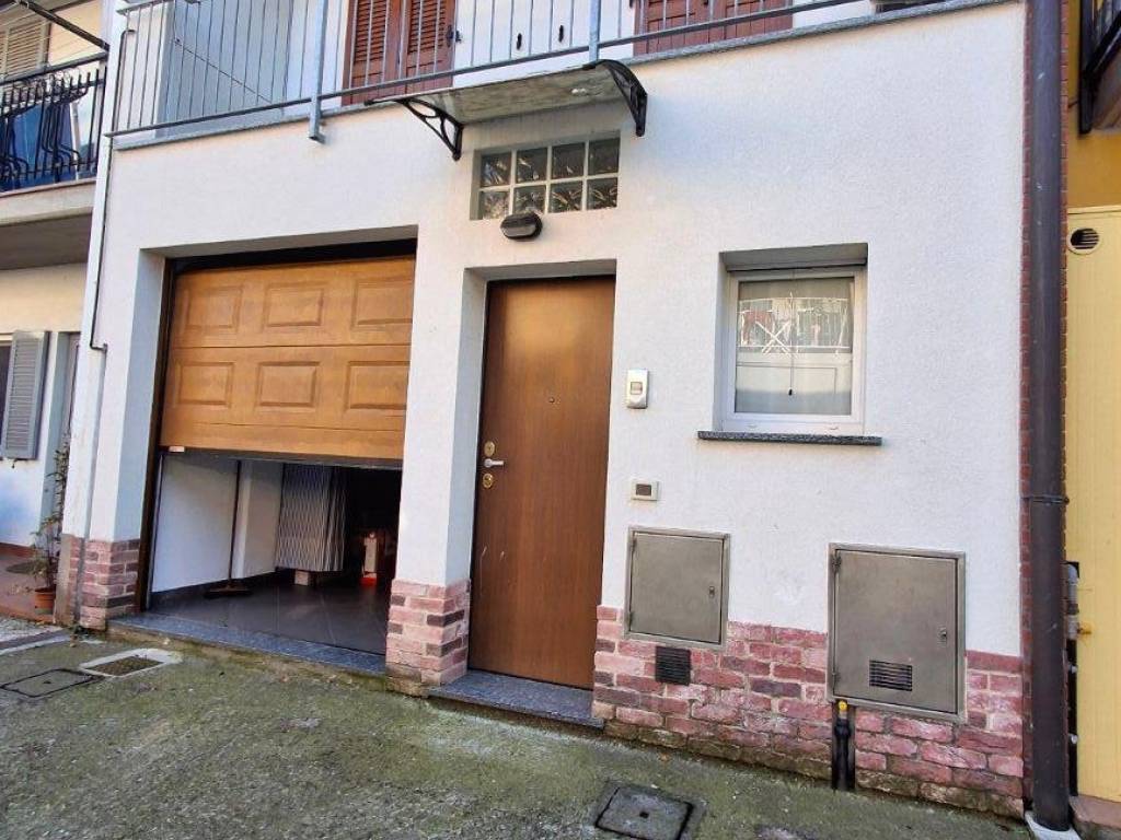 Casa indipendente a Romano di lombardia in Vicolo Baldassarre da Romano - Foto 2