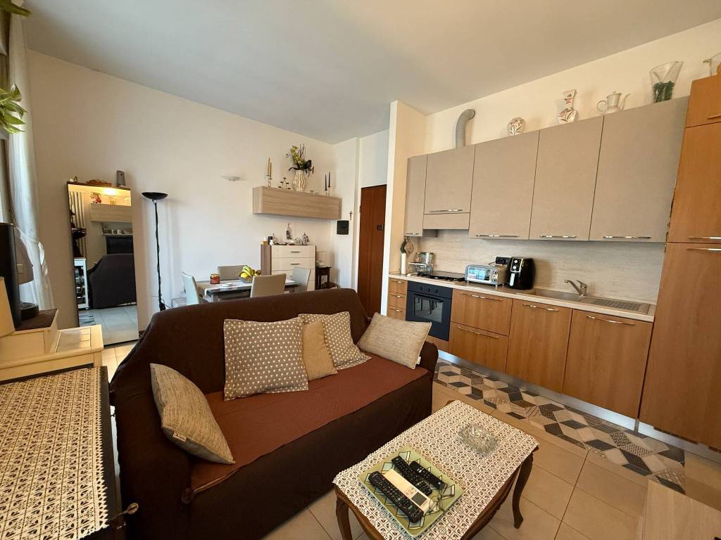 Appartamento a Piacenza in Via Giulio Alberoni, 102 - Foto 2