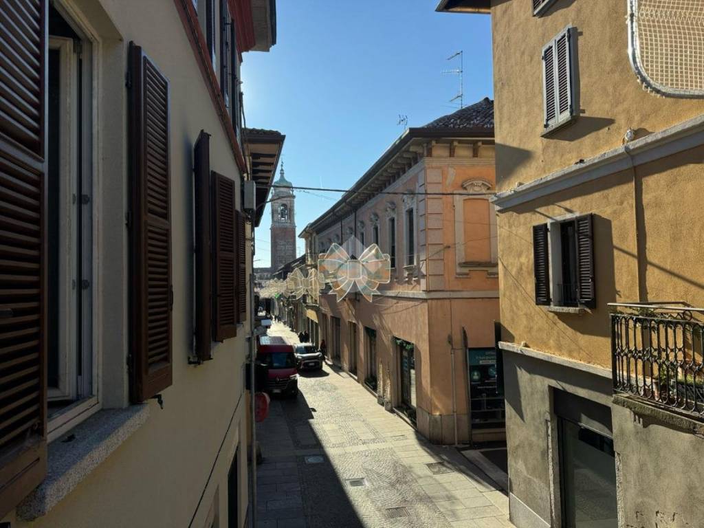 Appartamento a Oleggio in Corso G.Matteotti, 52 - Foto 2