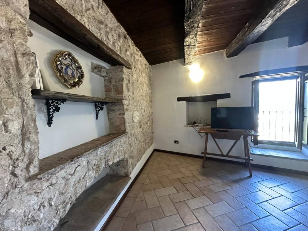 Appartamento a Arrone in Via dello Sportello, 20 - Foto 2