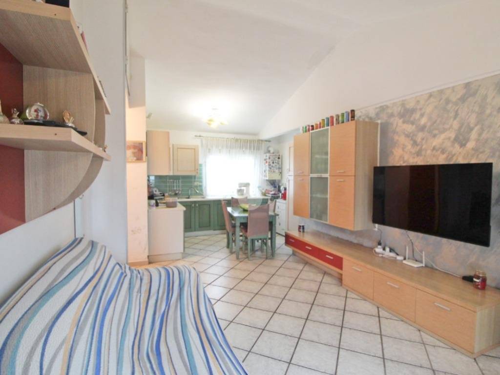 Appartamento a Campomarino in Corso Skanderberg, 19 - Foto 2