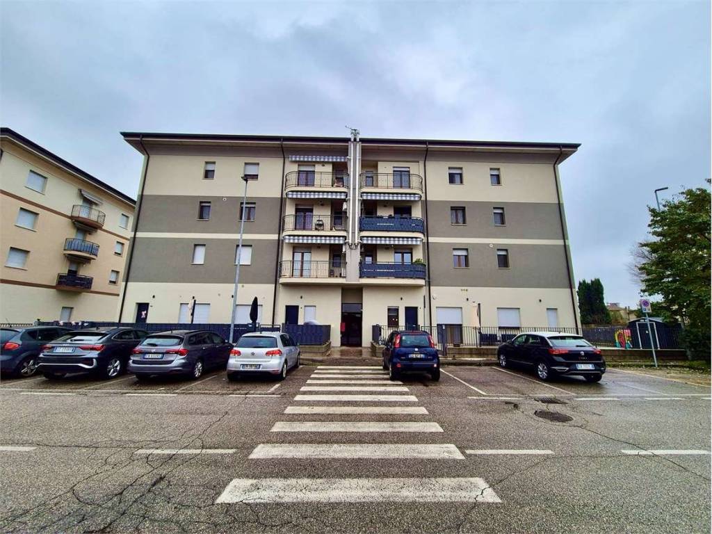 Appartamento a Vigasio in A.E. KESSLER, 8 - Foto 2